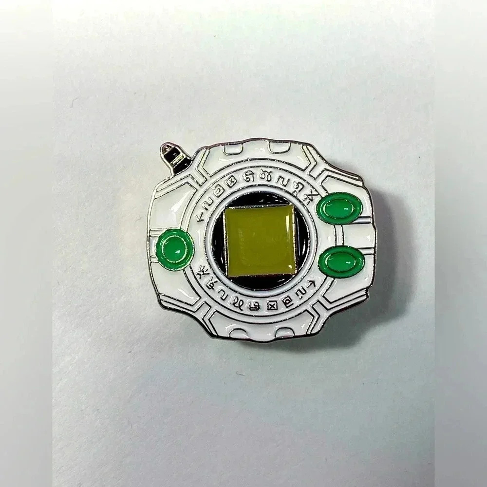 Digimon - Digivice Enamel Metal Pin - Nostalgic Epicness - π΅π¦π¦πͺ½πͺ²πΊπ¦βπ₯π - Picture 1 of 5